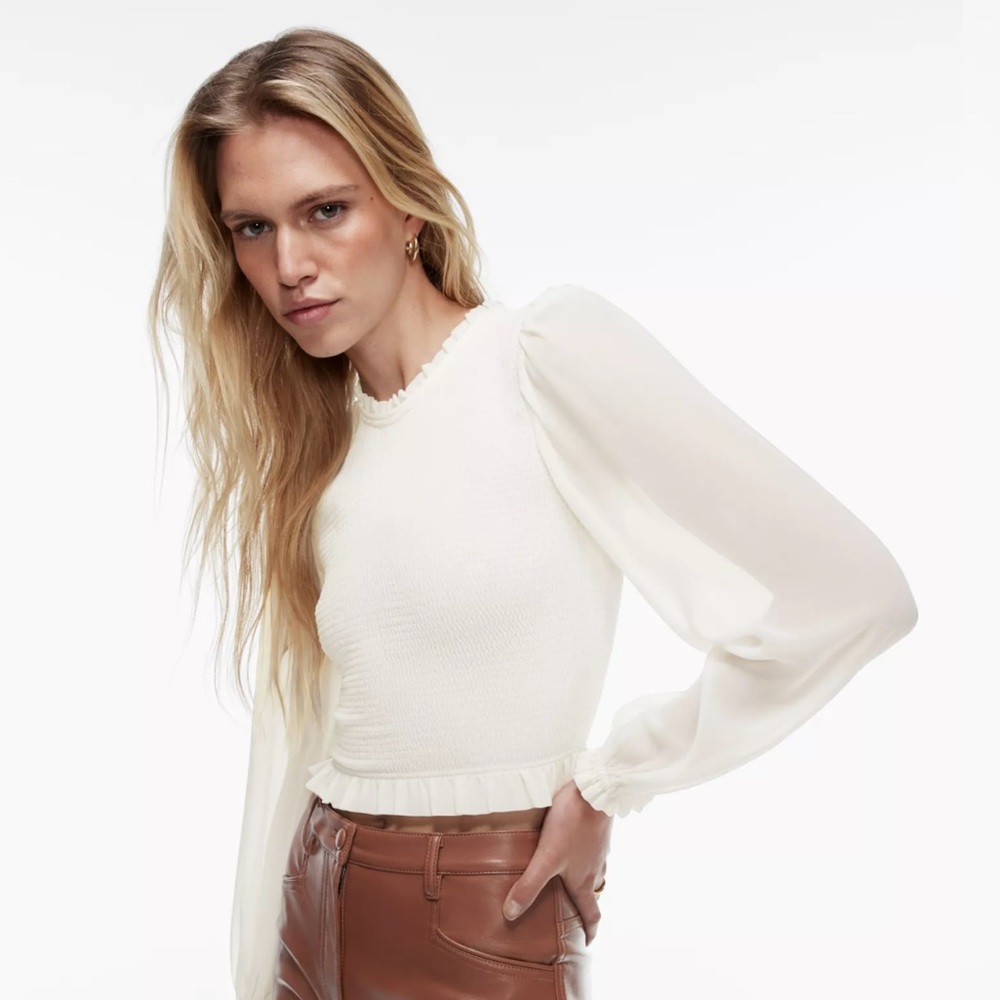 Brand new Aritzia blouse in color birch